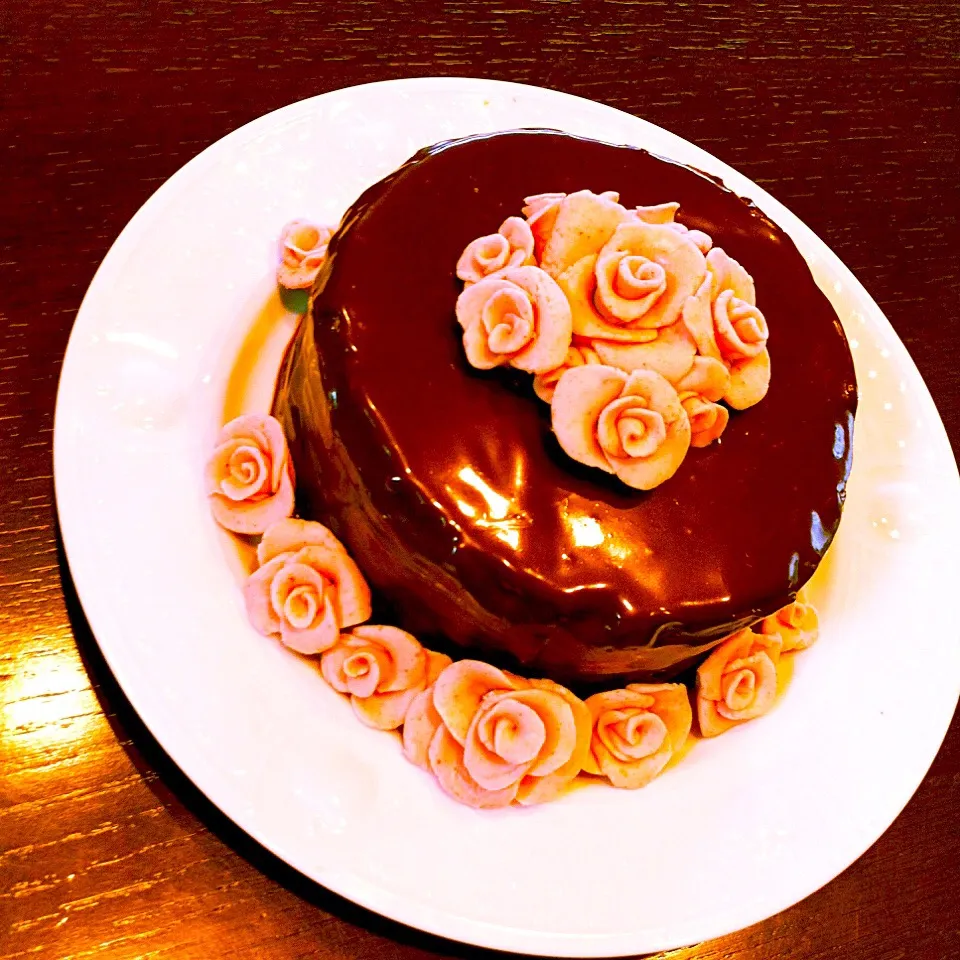 Snapdishの料理写真:水飴で薔薇ケーキ🌹💕|りかさん