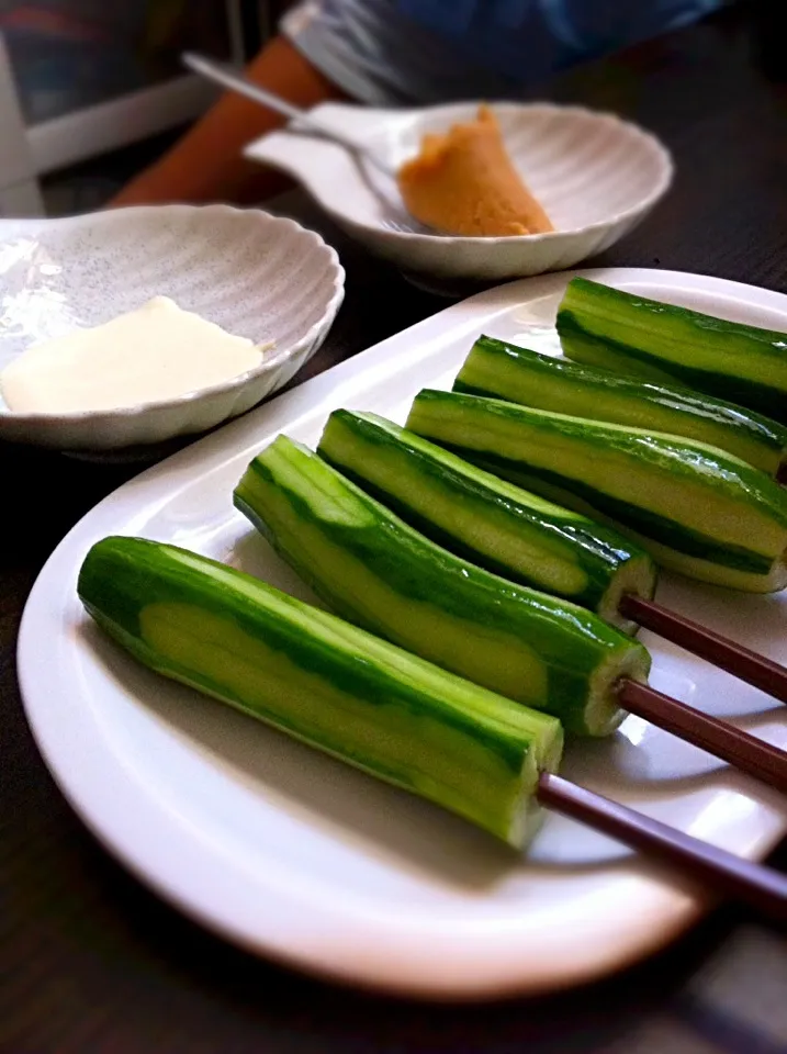 子供達簡単ヘルシーおやつタイム。healthy snack time for kids.箸ですみません(ｰ ｰ;)|松下ジェニファーさん