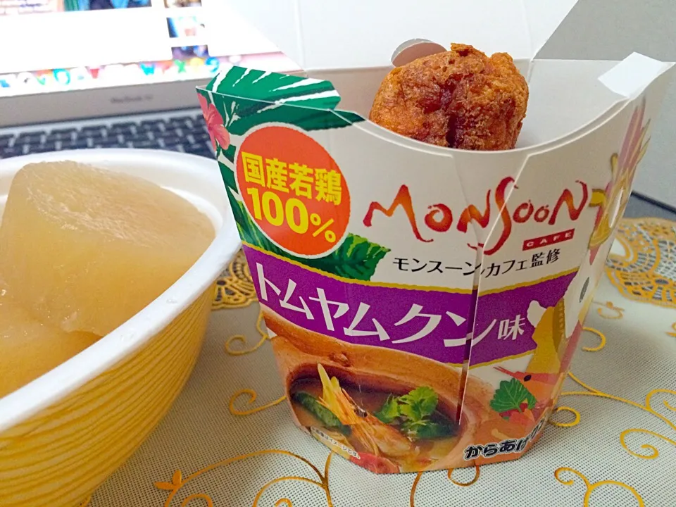 Snapdishの料理写真:トムヤムクン味の唐揚げくんとおでん|lalapoさん