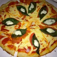 Snapdishの料理写真:Italian pizza margarita|aida arafatさん