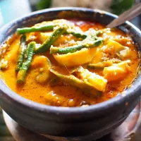 Kare-kare カレカレという肉野菜のピーナッツソース煮込み