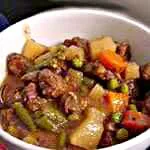 Beef Stew W/ Carrots Peas And Potatoes And Green Onions|Sheila Harrisさん