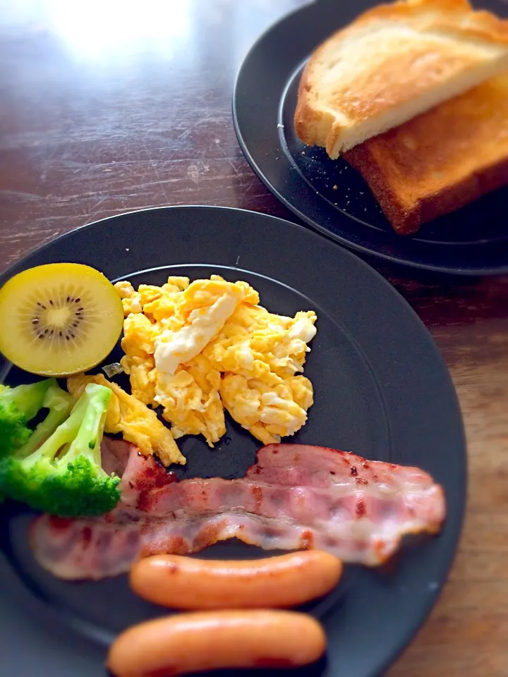 息子作 朝食🍴夏休みの宿題|acoさん