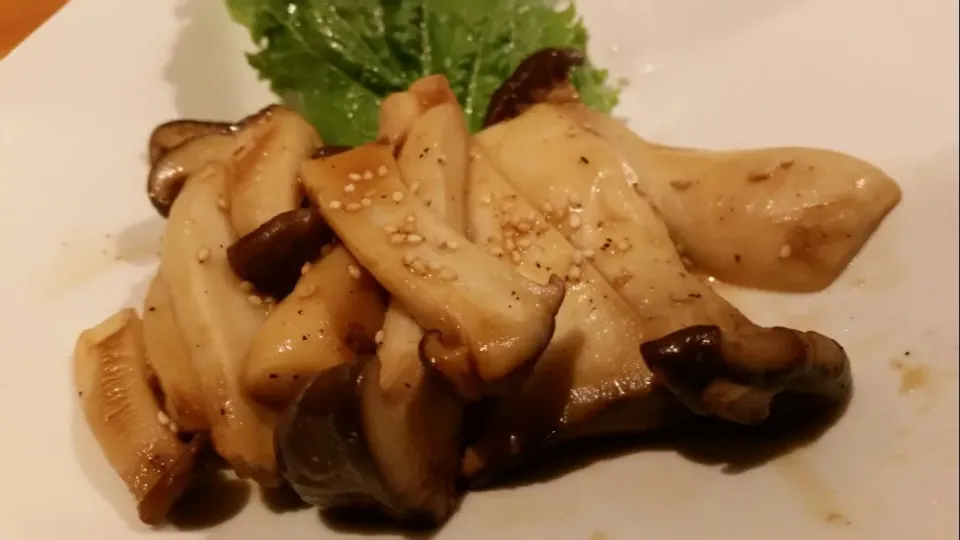 Buttered Eringi Mushroom|Christina Sasserさん