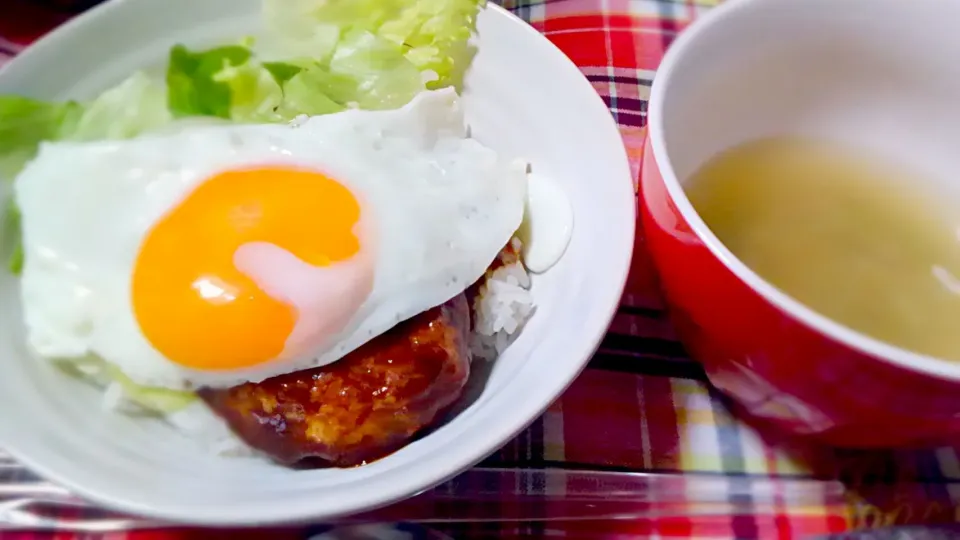 煮込み豆腐ハンバーグのロコモコ丼|お料理修行中さん