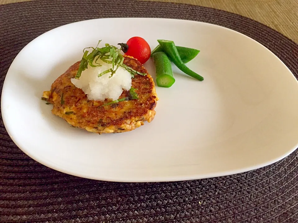 Snapdishの料理写真:鯖の豆腐ハンバーグ|るあさん