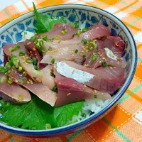 Snapdishの料理写真:海鮮丼〜♪(・∀・)|hanaさん