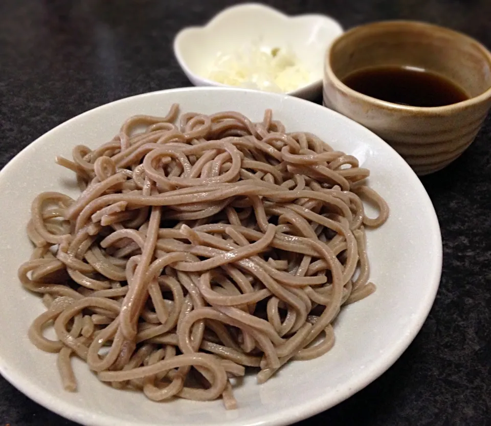 一玉29円がさらに10円値引きの蕎麦 干し椎茸香るつゆで|ぽんたさん