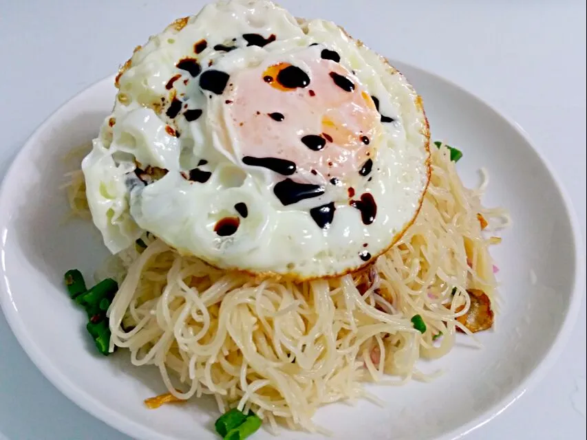 Home cooked Fried Bee Hoon ~ Singapore Style|🌷lynnlicious🌷さん