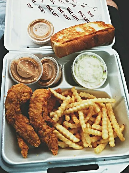 Raising Canes #Chicken Fingers #Main dish French fries 🍟 & Cole Slaw #Salad with Toast #Bread 😆 😆 😆 The Best of the Best 😆😆😆|Alisha GodsglamGirl Matthewsさん