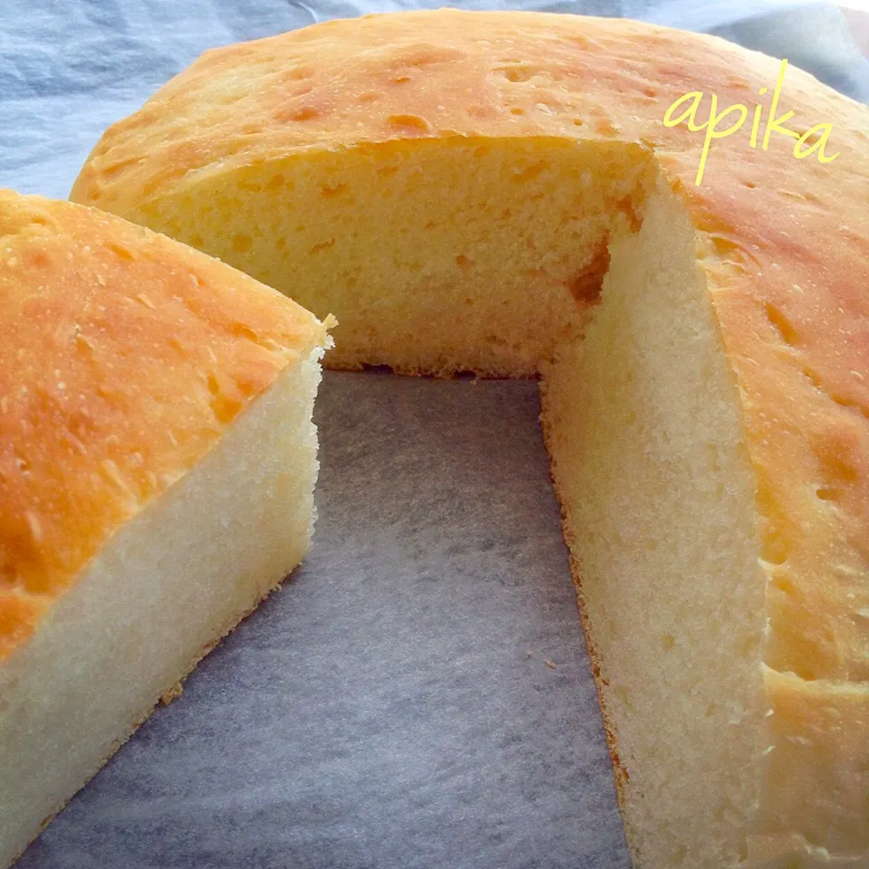 Snapdishの料理写真:おおきなふわふわパン🍞|あぴかさん