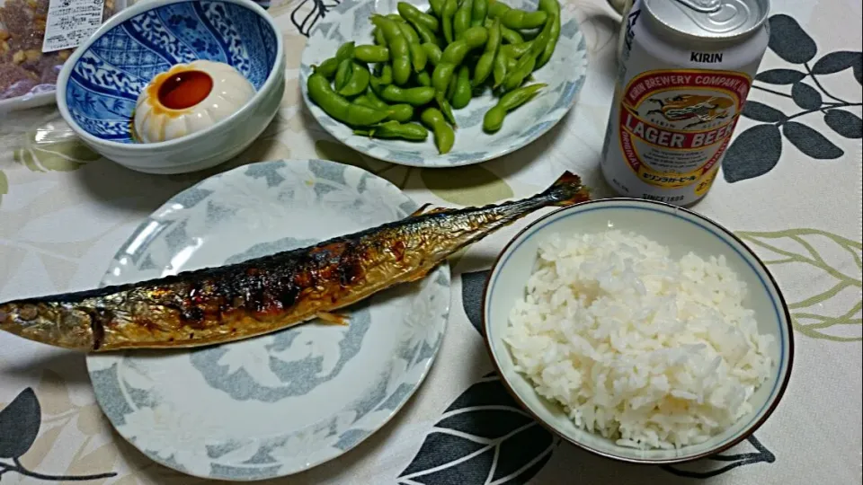 サンマの塩焼き＆冷奴＆枝豆|まぐろさん