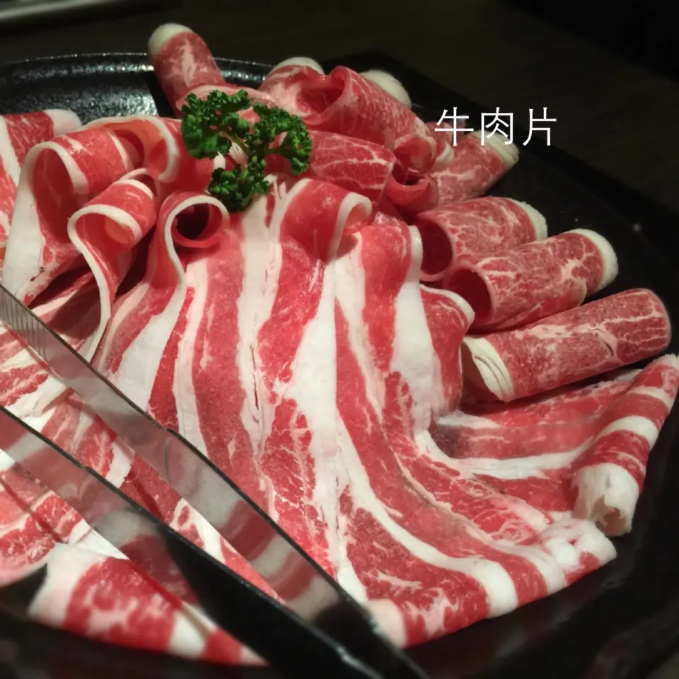 聚 火鍋料理 牛肉片|手牽手一起過好日子。さん