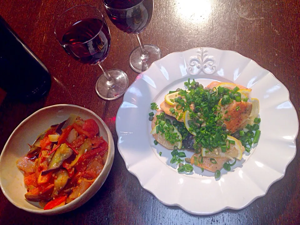 parsleyと葱たっぷり 鮭のbutter meunière  lemonとcapers 風味  & caponata & 北条wine|kazさん