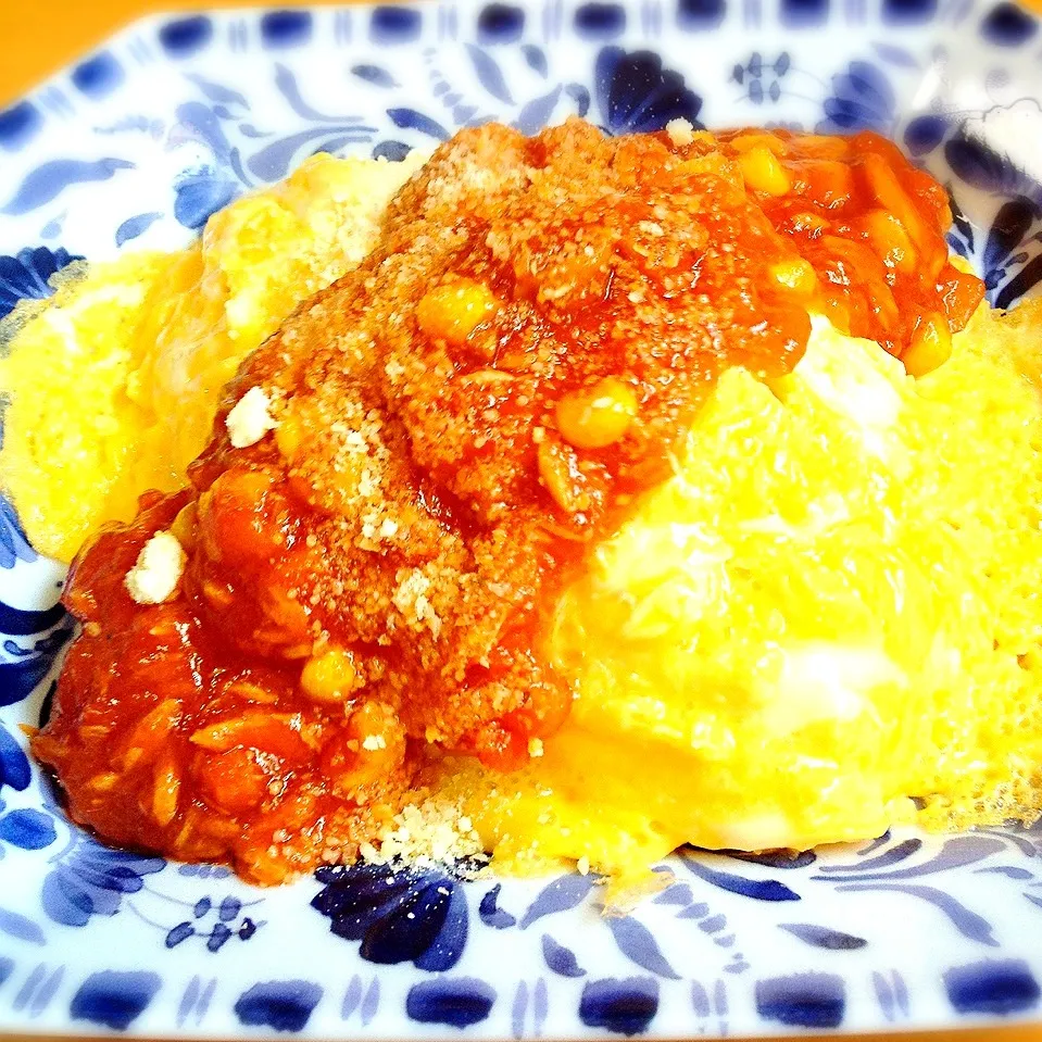 オムライス🍴🍅ツナソースがけ|ゴンさん