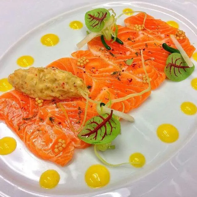 Citrus cured Artic Char, lemon saffron, apple fennel compote, pickled mustard seeds|CHUENCHAIさん