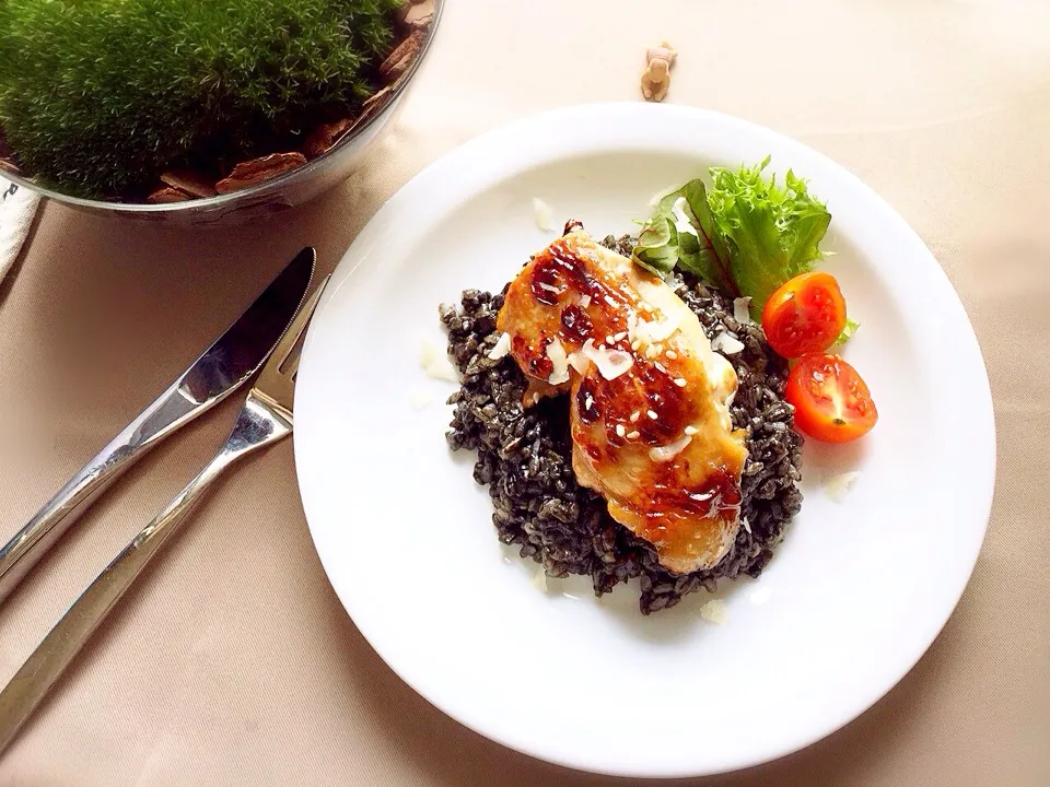 Snapdishの料理写真:Black Squid Ink Risotto with Great Grilled Chicken|Bren Luiさん