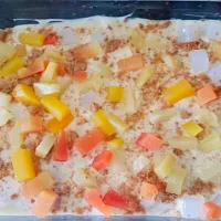 Snapdishの料理写真:fruit cocktail graham cake|Claire Tayonaさん