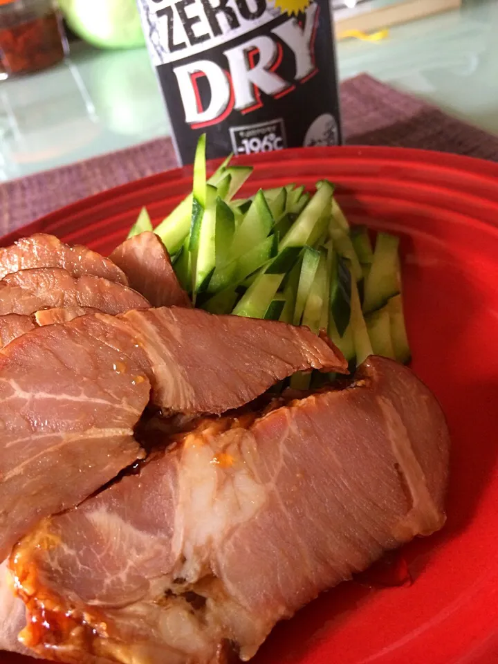 Sunday snacks... Chashu and cucumber|Nigelさん