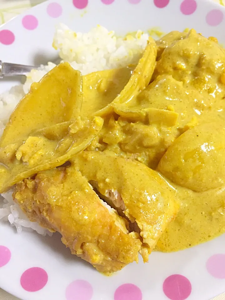 初めての手作りチキン南蛮カレー❤️
お召し上がれ❤️|Sumalee Hyunahさん