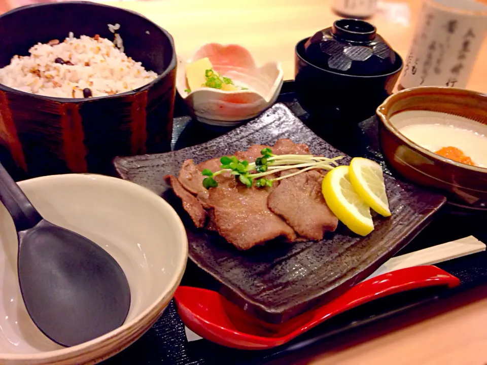 牛タン塩定食|たぴおかさん