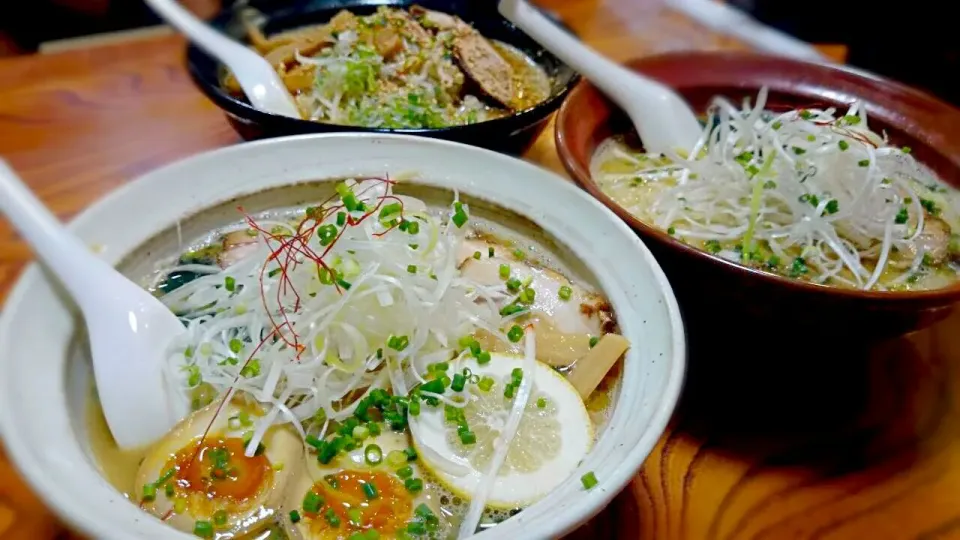 Snapdishの料理写真:鶏白湯 塩＆醤油＆味噌ラーメン|かえももさん