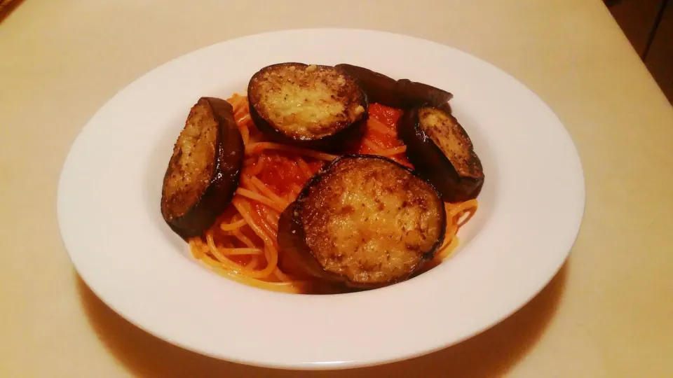 茄子と塩豚のトマトソーススパゲッティ|うちわさん