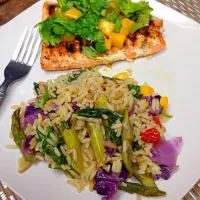 Rice pilaf with vegetables and pan seared salmon|Divine Higginsさん