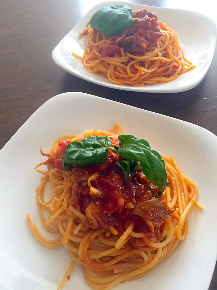 ベーコンとキノコのトマトソースパスタ|Maco doxieさん