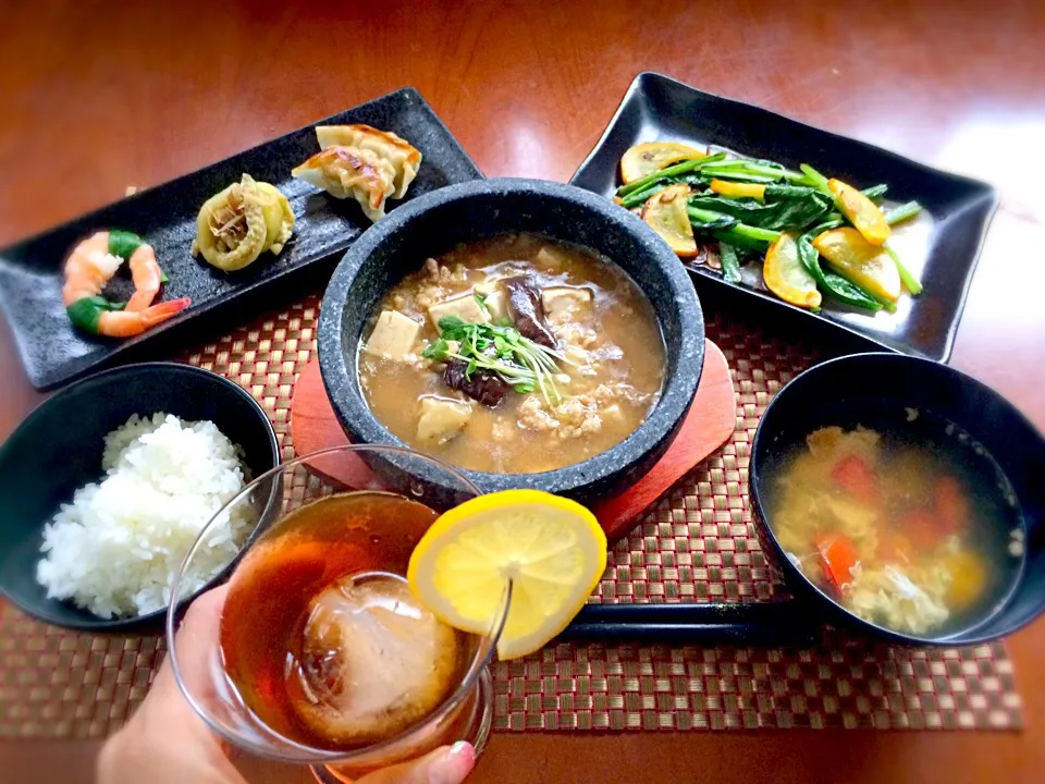 Snapdishの料理写真:Today's Dinner🍴前菜･小松菜炒め･白麻婆豆腐･かき卵とﾄﾏﾄの中華ｽｰﾌﾟ|🌈Ami🍻さん