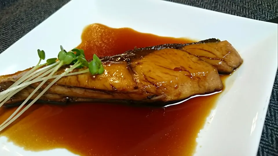 Snapdishの料理写真:ブリの照り焼き|えりさん