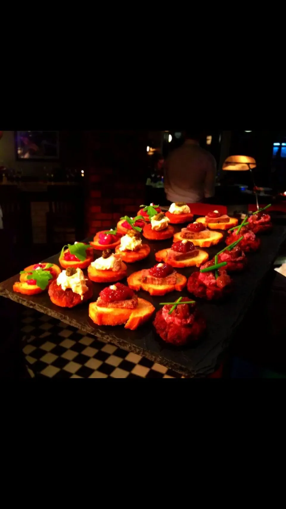 variety of different canapés|Lewis Jonesさん