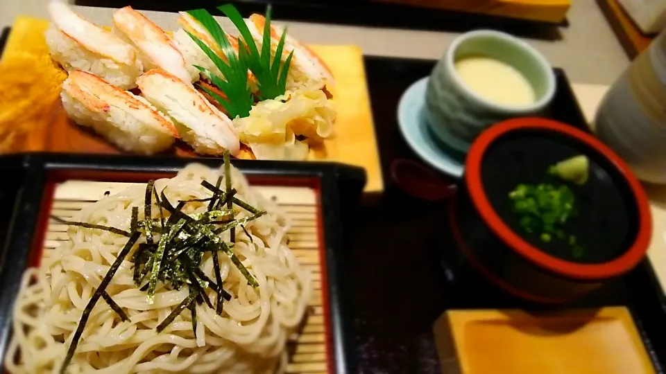 蕎麦と蟹の握りランチ|にゃんこさん