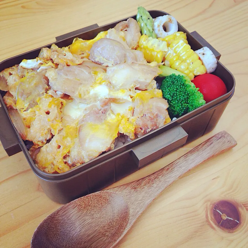 Snapdishの料理写真:8.25親子丼弁当|まゆさん