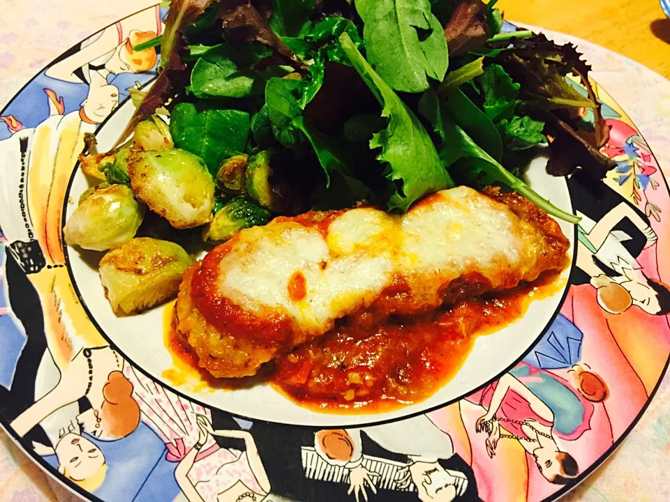 Dinner: Gluten-Free Chicken Parmigiana with sautéed Brussel Sprouts|Cheryl Melnickさん