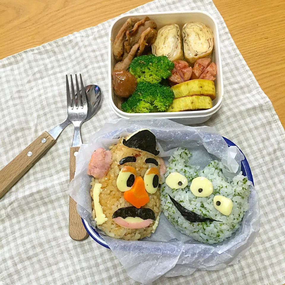 Snapdishの料理写真:キャラ弁 トイストーリーのミスターポテトヘッドとリトルグリーンメン|Megumi3005さん