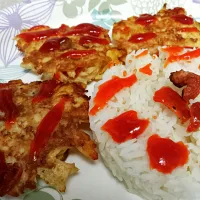 Snapdishの料理写真:Chicken torta with banana sauce! It's like an omelette made with shredded chicken, tomatoes, and onions.

#FilipinoFood #Chicken #Torta #Tomatoes #Onions #Egg #|letsEATnowさん