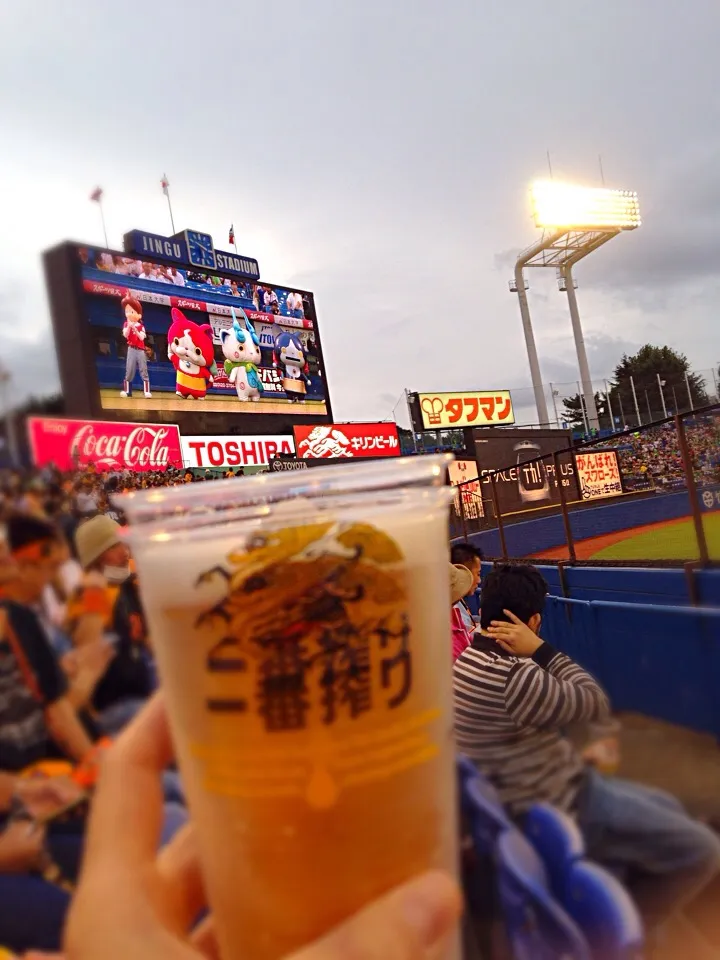 本日妖怪ウォッチデー&ビーフジャーキーナイター&生ビール半額デー🍺😆⚾️@神宮球場|アイさん