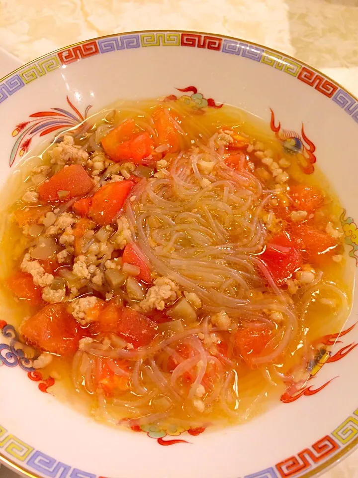 ひき肉と春雨のトマト入り中華スープ|あぷさん