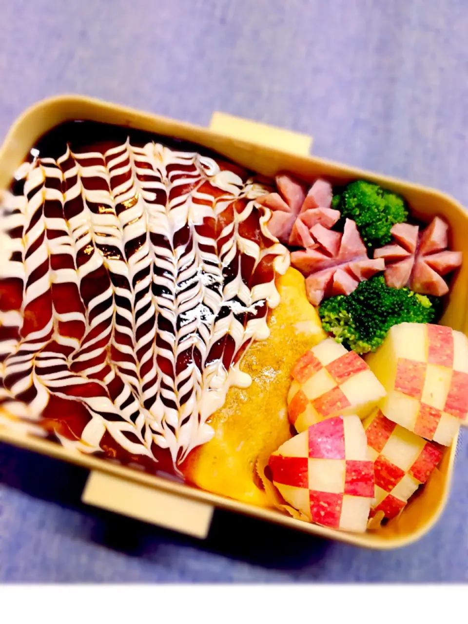 Snapdishの料理写真:オムそば飯＊お弁当|そらさん