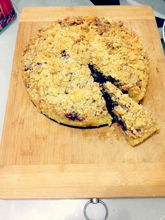 Traditional German cake#cherry crumble cake#streusel kuchen|bukky danielsさん