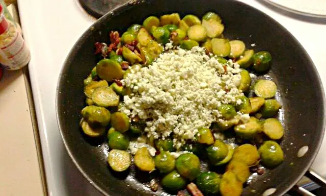 My Friend is Making Bacon Bleu Cheese Brussel Sprouts #Vegetable #Pork #Side dish 😆 😆 😆|Alisha GodsglamGirl Matthewsさん