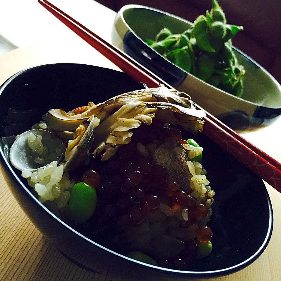 焼き舞茸とハラコ炊き込み、だだちゃ。|シローさん