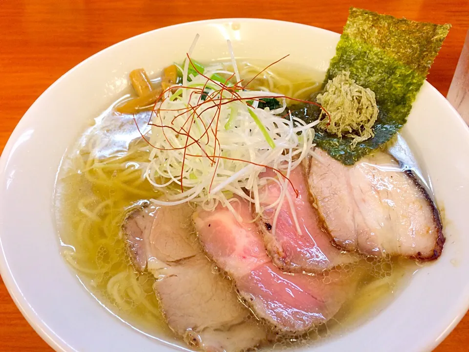 鶏だし塩ラーメン|不動南平さん