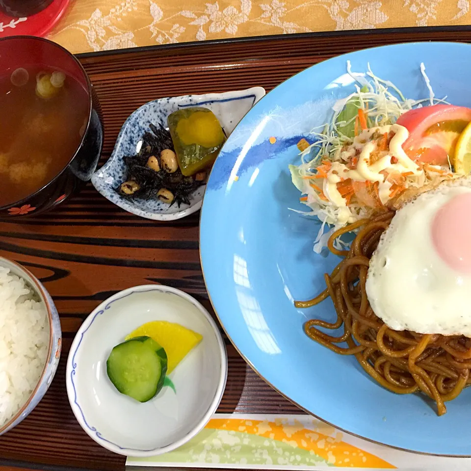 焼きそば定食|MEGUMIさん