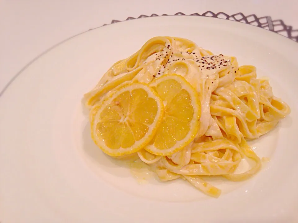 おかなさんの料理 レモンクリームパスタ( •ॢ◡-ॢ)-♡|ゆきさん