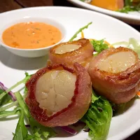 Scallop bacon