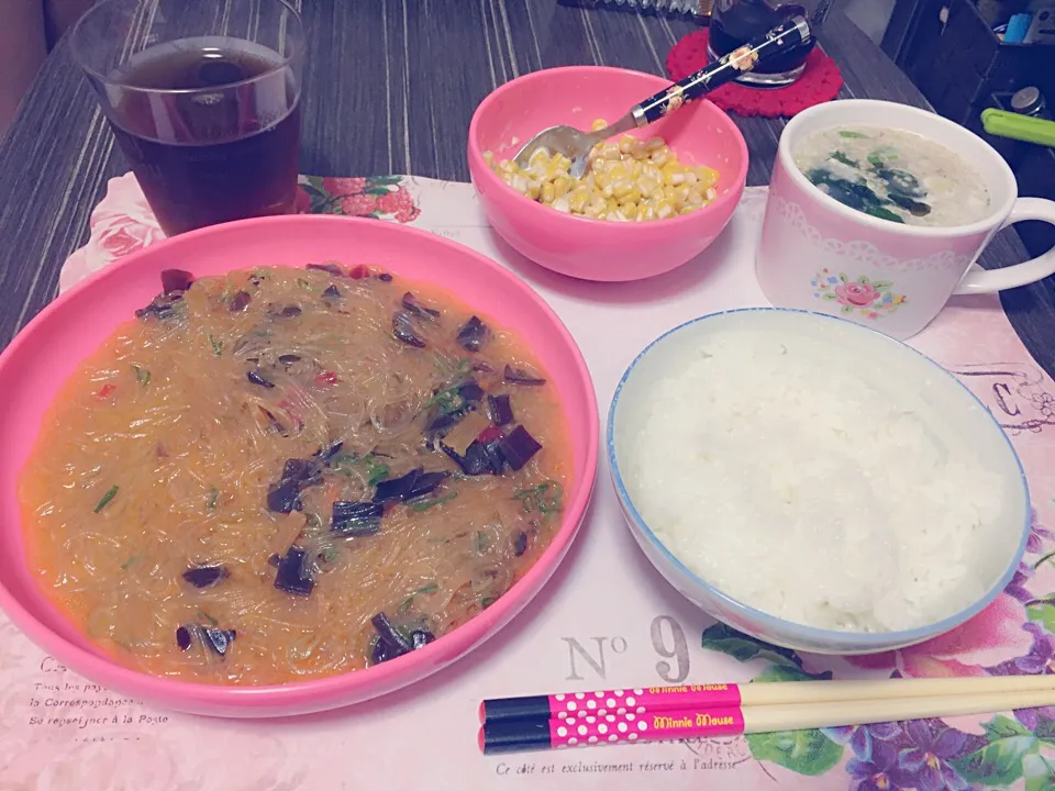 Snapdishの料理写真:麻婆春雨、コーンマヨ、ごまスープ|Miki Babaさん