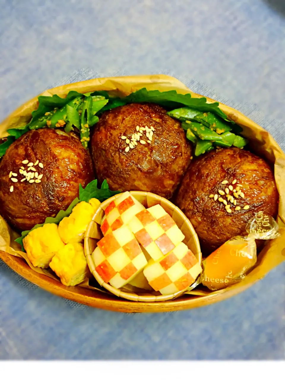 肉巻おにぎり＊お弁当|そらさん