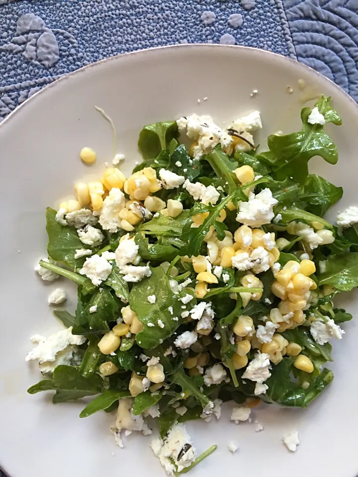 arugula lemon salad with corn and goat cheese|Matthew Cashenさん